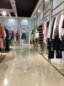 愛蜜雪品牌折扣女裝走份批發(fā) 廣州服裝鞋帽箱包批發(fā)新選擇